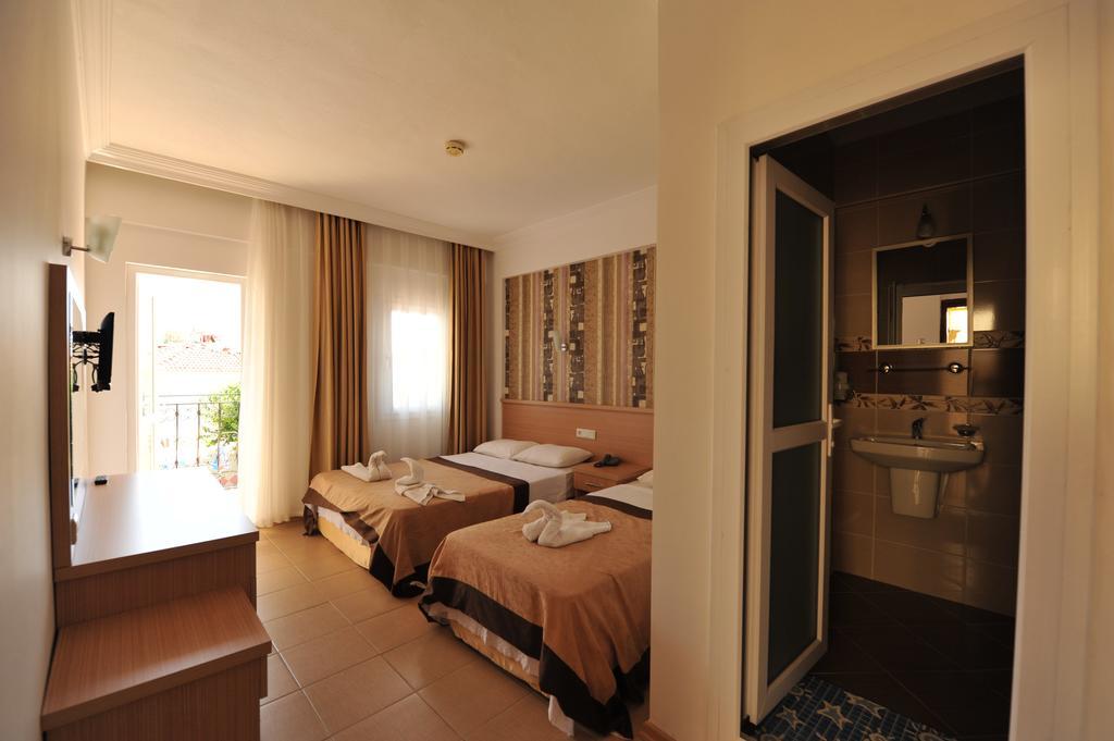 אולודניץ Taner Otel מראה חיצוני תמונה