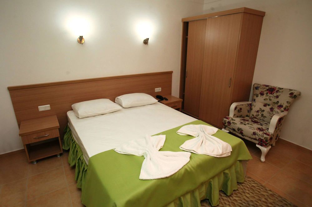 אולודניץ Taner Otel מראה חיצוני תמונה