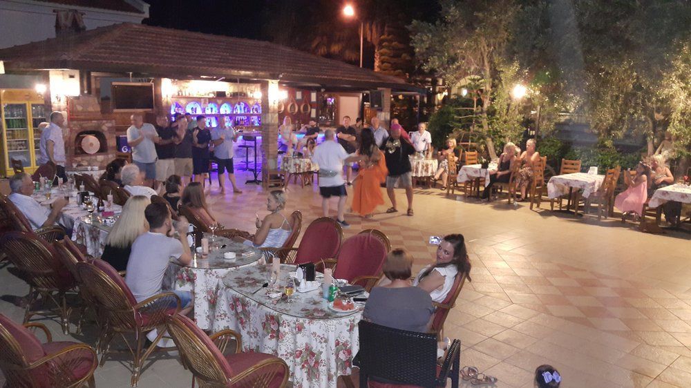 אולודניץ Taner Otel מראה חיצוני תמונה